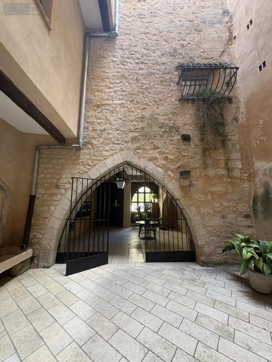 Appartement a vendre Forcalquier 04300 Alpes-de-Haute-Provence 04 28 m2 1 pièce 92200 euros 04022-140 010
