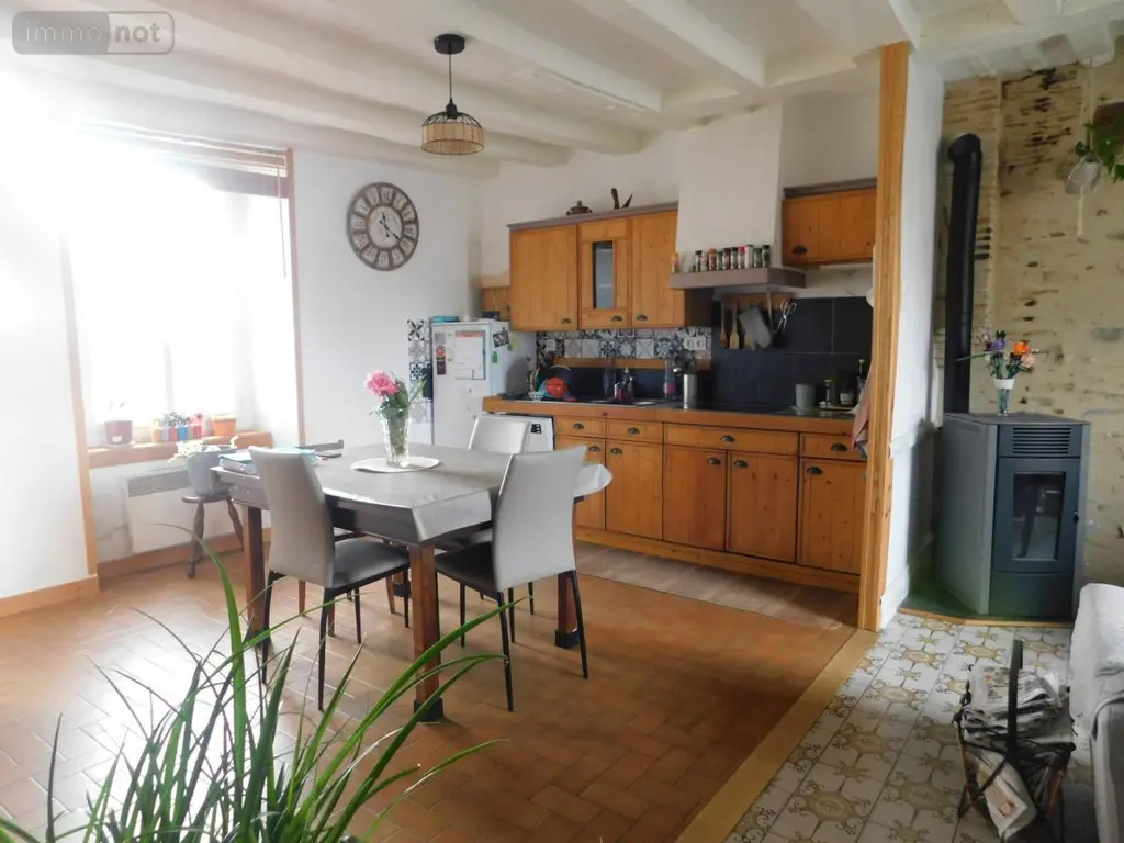 Maison a vendre Saint-Denis-d'Anjou 53290 Mayenne 53 126 m2 6 pièces 144330 euros 49096-1408 003