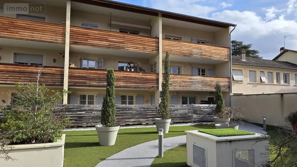 Appartement a vendre Crémieu 38460 Isère 38 73 m2 3 pièces 251000 euros 01037-906 016