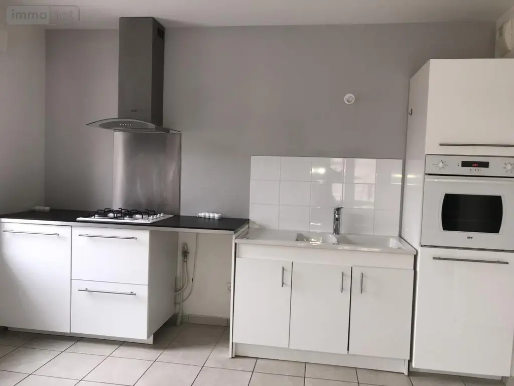 Location appartement Lagnieu 01150 Ain 01 69 m2 3 pièces 1000 euros 01037-L102 005