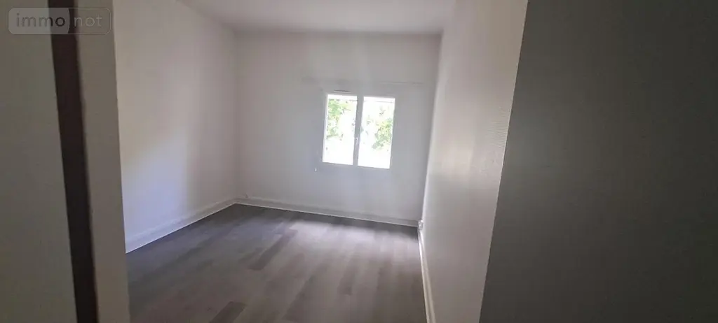 Location appartement Amiens 80000 Somme 80 25 m2 1 pièce 445 euros 80004-L276 003