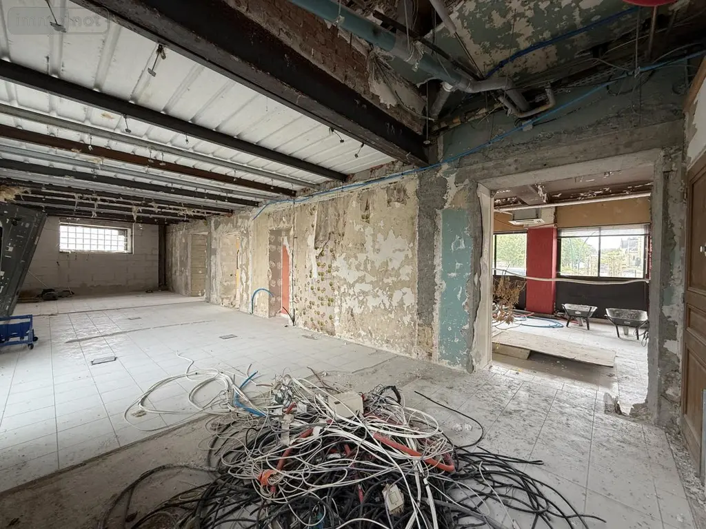 Fonds et murs commerciaux a vendre Gueux 51390 Marne 51 216 m2 6 pièces 290000 euros 51066-1938 010