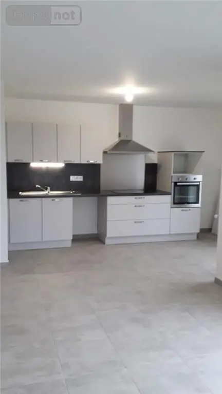 Location appartement Saint-Berthevin 53940 Mayenne 53 86 m2 895 euros 53006-L273 013