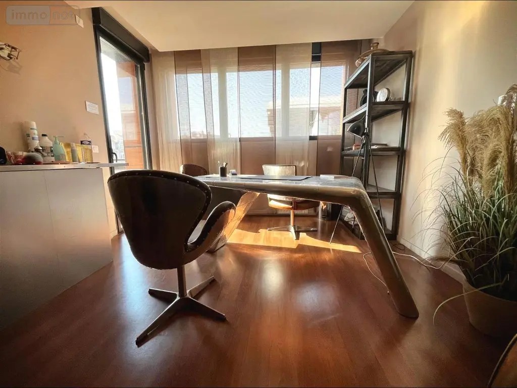 Location fonds et murs commerciaux Reims 51100 Marne 51 25 m2 1000 euros 51047-L366 002