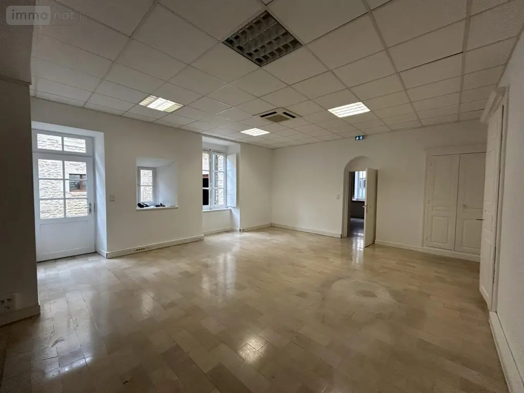 Location fonds et murs commerciaux Beaune 21200 Côte-d'Or 21 125 m2 4 pièces 1750 euros 21074-L77 003