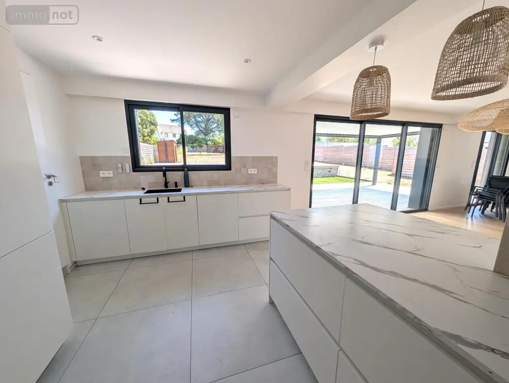 Maison a vendre La Turballe 44420 Loire-Atlantique 44 196 m2 7 pièces 896000 euros 44128-1129 009