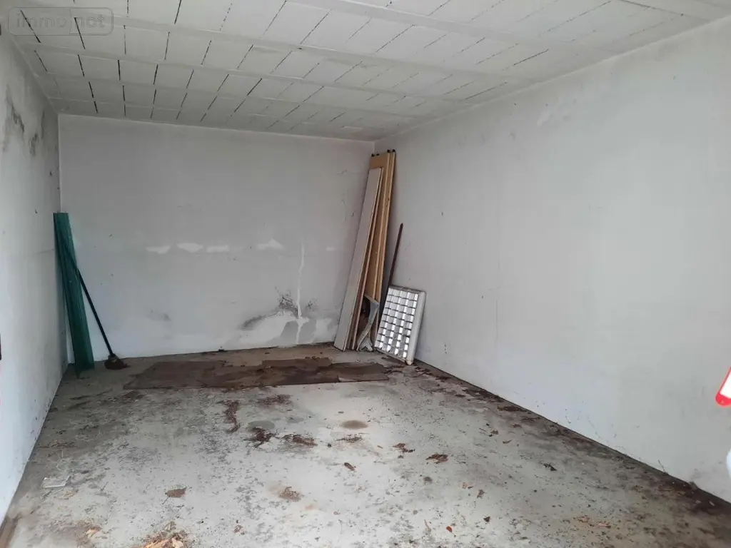 Garage et parking a vendre Saint-Jean-de-Monts 85160 Vendée 85 33 m2 64600 euros 85091-5118 004