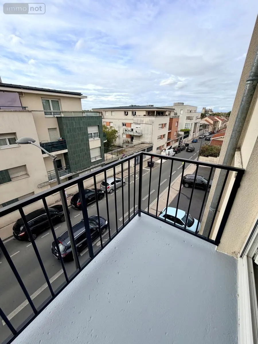 Location appartement Reims 51100 Marne 51 54 m2 983 euros 51067-L71 014
