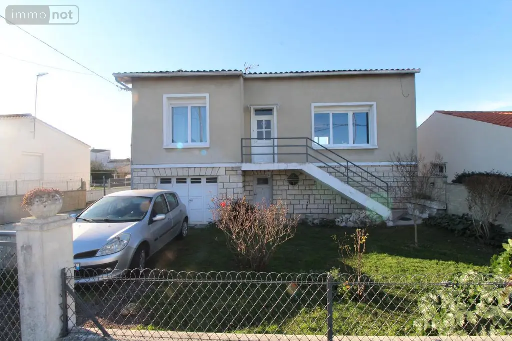 Maison a vendre Saintes 17100 Charente-Maritime 17 135 m2 6 pièces 344000 euros 17111-631 004