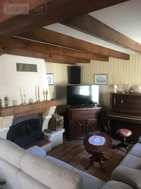 Maison a vendre Saintes 17100 Charente-Maritime 17 132 m2 5 pièces 246280 euros 17050-377 016