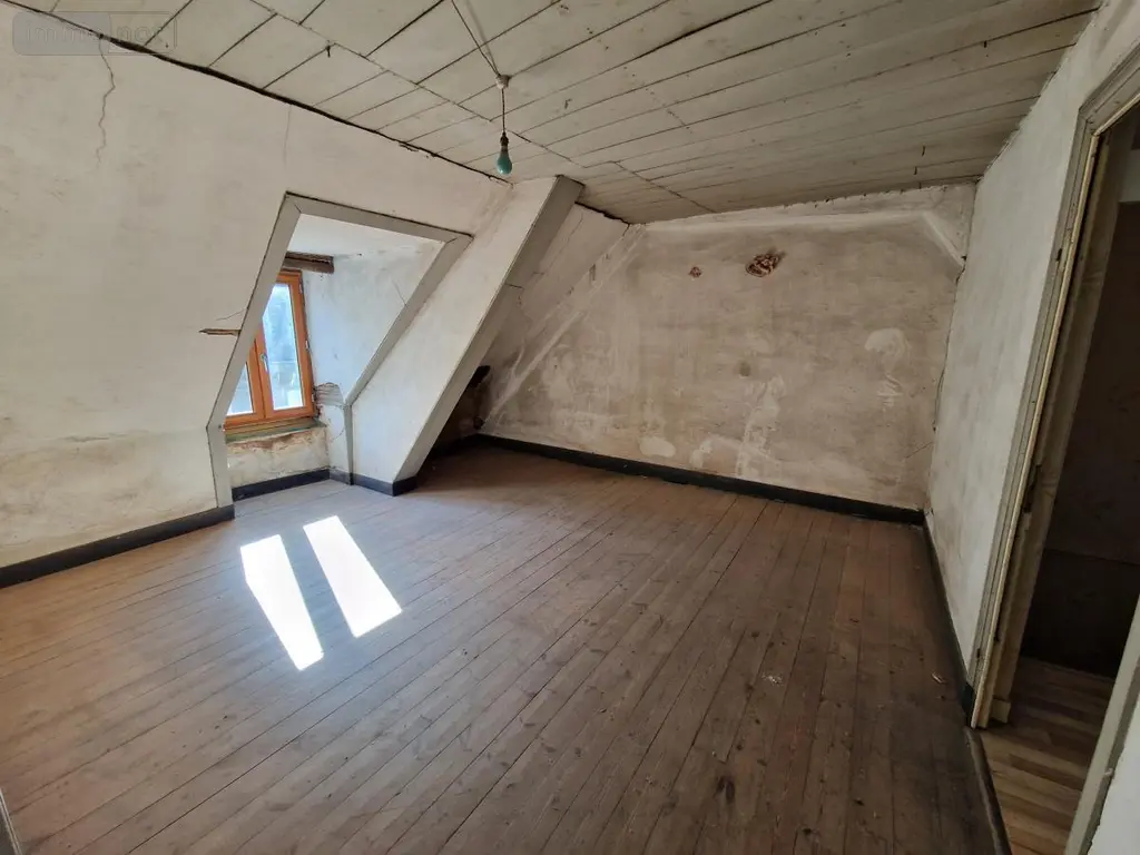 Immeuble de rapport a vendre Pontivy 56300 Morbihan 56 314 m2 234540 euros 56062-2269 016
