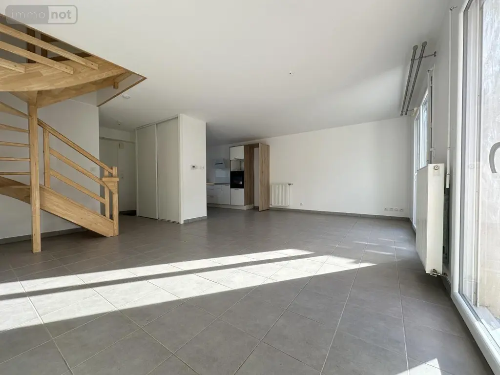 Location maison Gévezé 35850 Ille-et-Vilaine 35 80 m2 4 pièces 950 euros 35014-L285 002