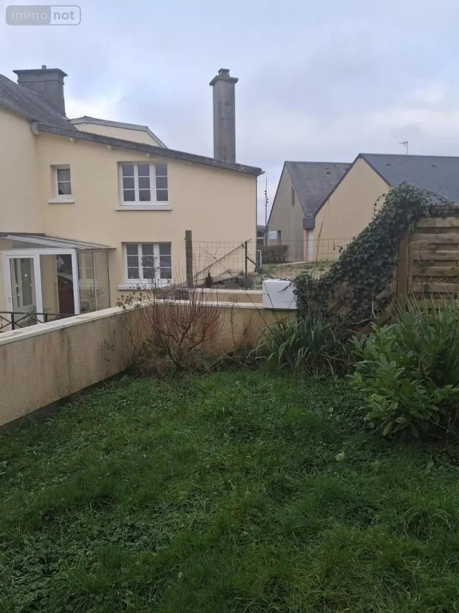 Location fonds et murs commerciaux La Haye 50250 Manche 50 157 m2 700 euros 50061-L215 018