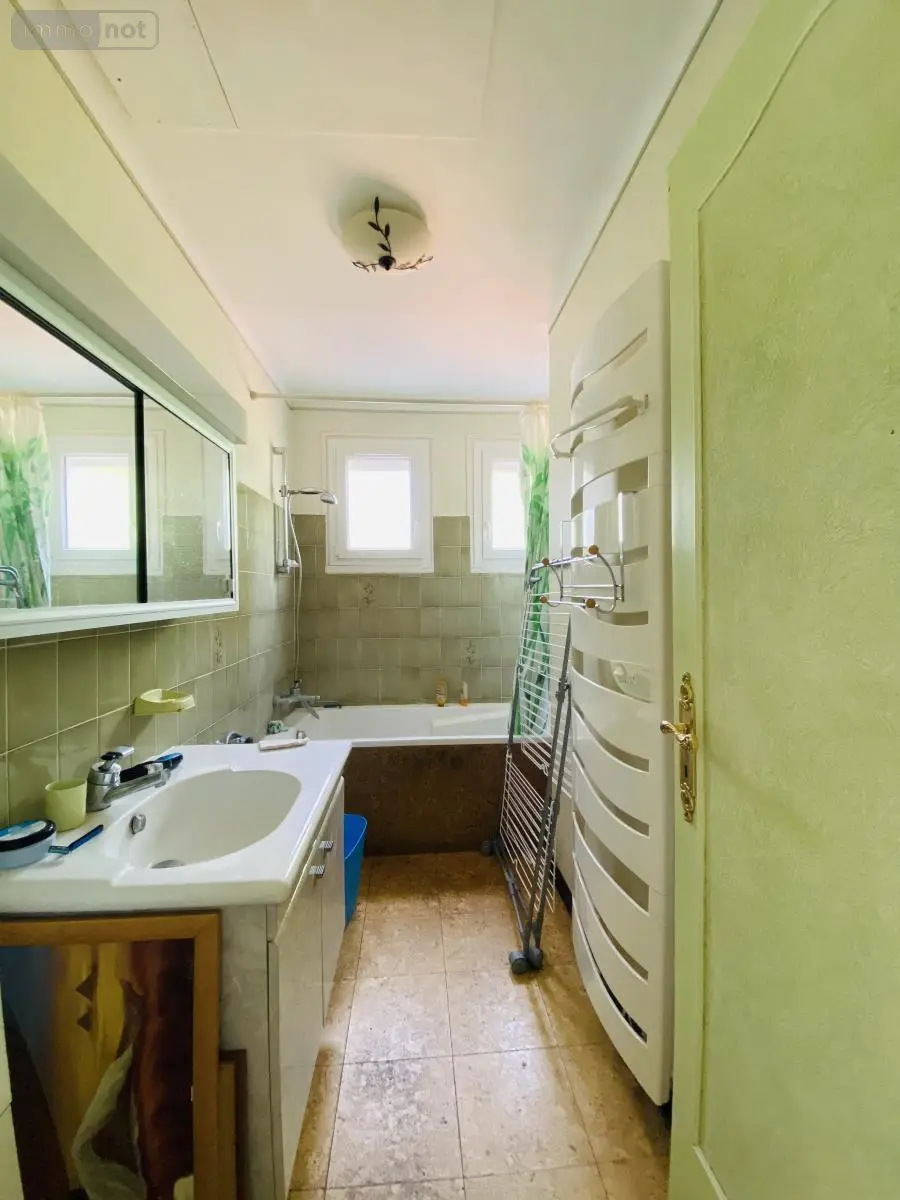 Maison a vendre La Chevrolière 44118 Loire-Atlantique 44 156 m2 351570 euros 44039-1799 020