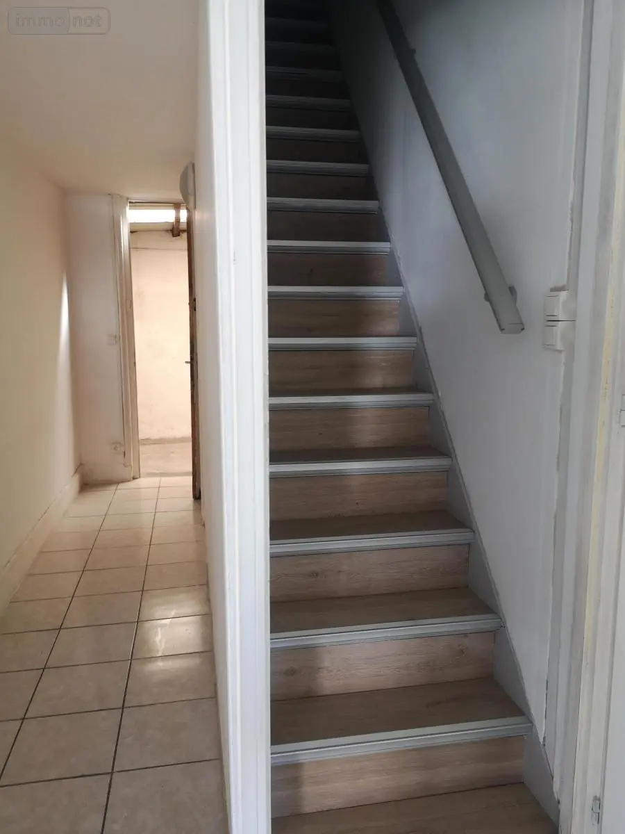 Location fonds et murs commerciaux Cambrai 59400 Nord 59 222 m2 1500 euros 59084-L1435 013