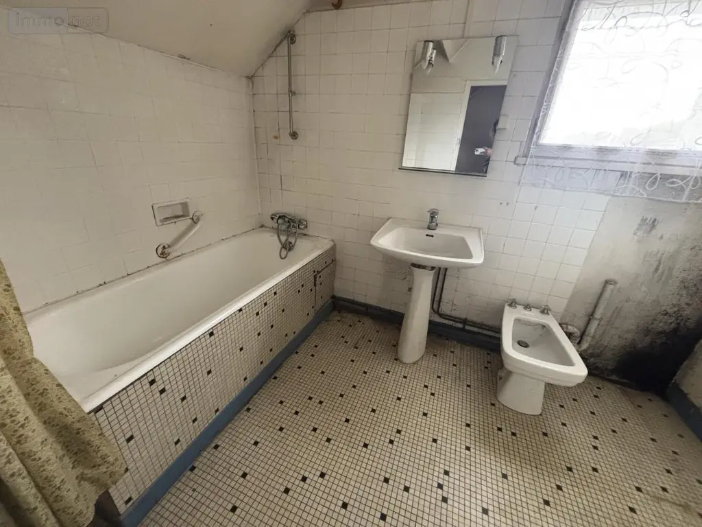 Maison a vendre Bourges 18000 Cher 18 96 m2 5 pièces 97200 euros 18004-4241 009