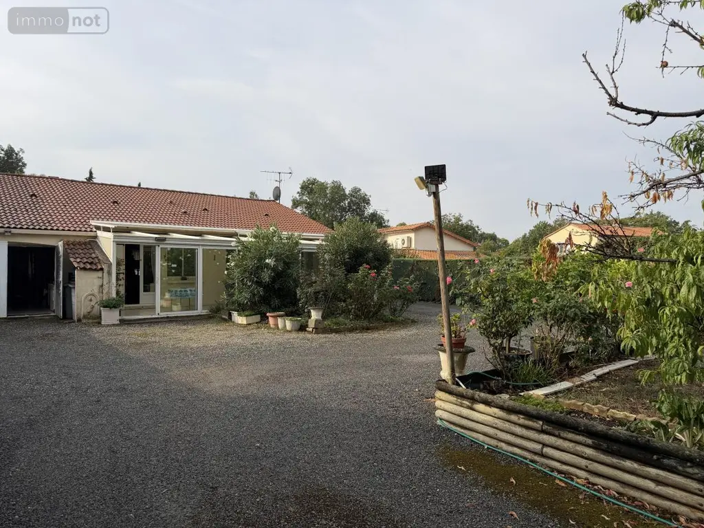 Maison a vendre Magné 79460 Deux-Sèvres 79 121 m2 244400 euros 79066-127 003