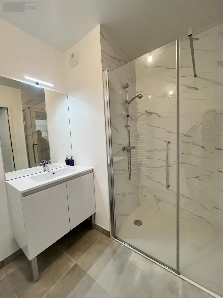 Appartement a vendre Angers 49000 Maine-et-Loire 49 67 m2 3 pièces 249951 euros 49139-140 007