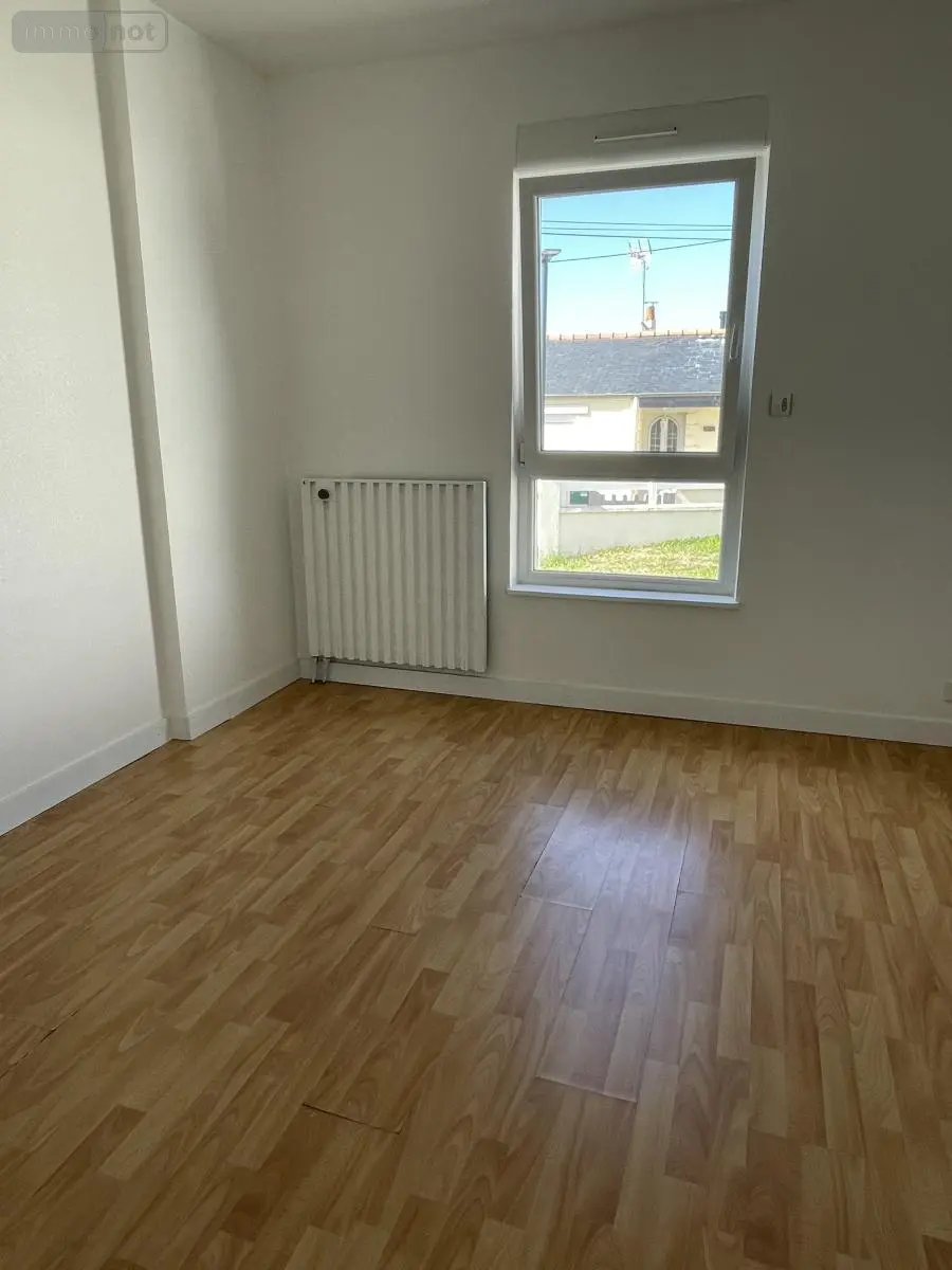 Location maison Saint-Malo 35400 Ille-et-Vilaine 35 88 m2 5 pièces 1100 euros 35104-L133 006