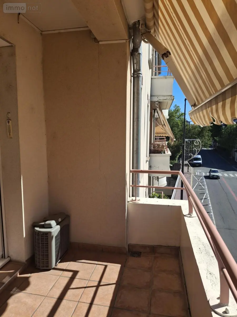 Location appartement Vichy 03200 Allier 03 78 m2 3 pièces 980 euros 03019-L124 006