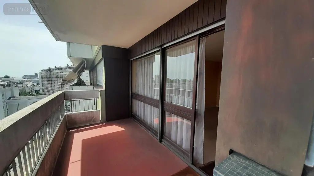 Appartement a vendre Angers 49000 Maine-et-Loire 49 49 m2 2 pièces 141750 euros 49004-1613 002