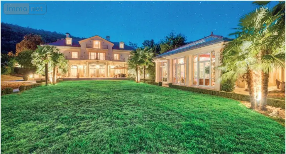 Propriete a vendre Divonne-les-Bains 01220 Ain 01 900 m2 16 pièces 10400000 euros 01047-663 010