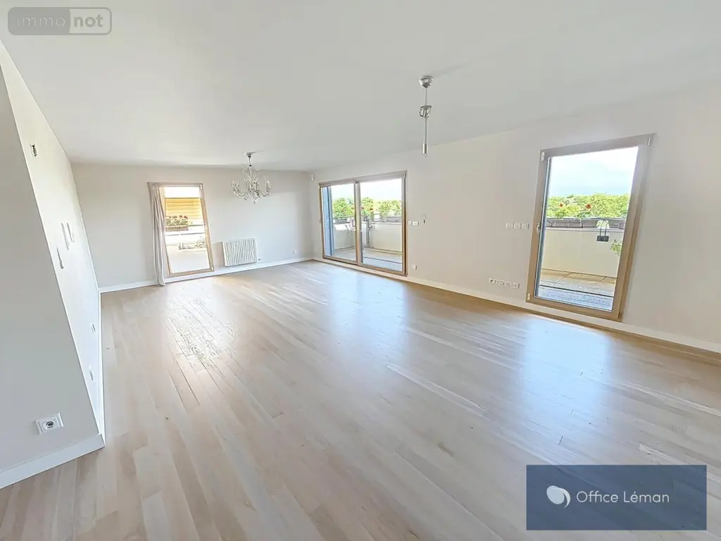 Appartement a vendre Divonne-les-Bains 01220 Ain 01 128 m2 5 pièces 770000 euros 01047-835 018