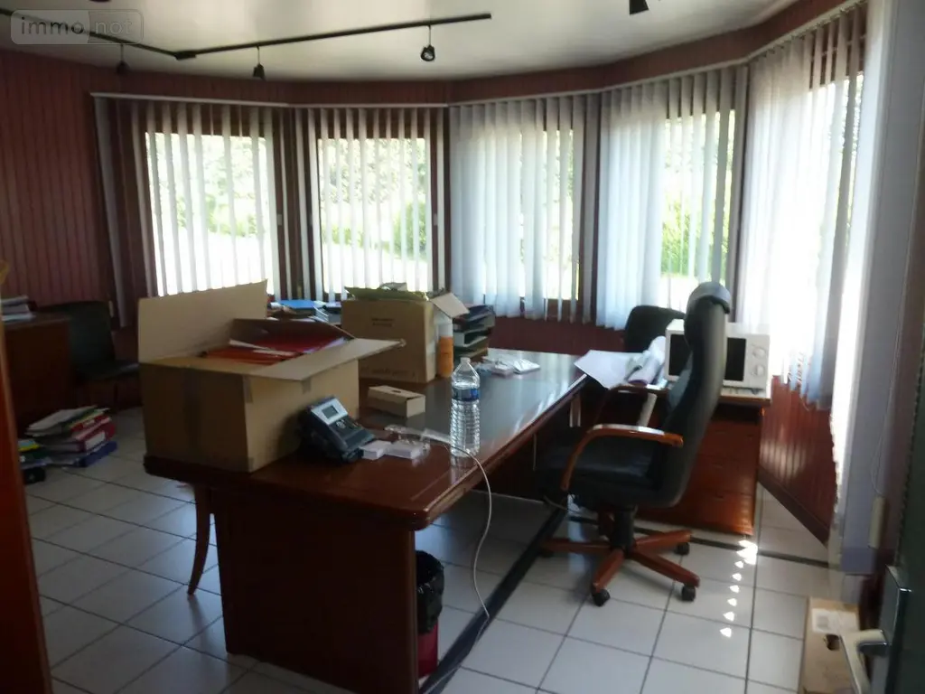 Location fonds et murs commerciaux Féchain 59247 Nord 59 1900 m2 25 pièces 4000 euros 59083-L1683 021