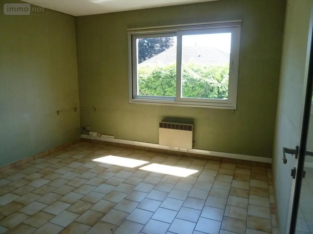 Location fonds et murs commerciaux Féchain 59247 Nord 59 1900 m2 25 pièces 4000 euros 59083-L1683 018