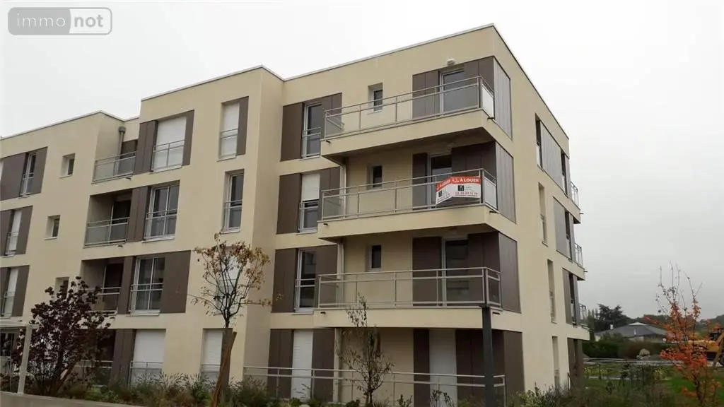 Location appartement Saint-Berthevin 53940 Mayenne 53 86 m2 895 euros 53006-L273 015