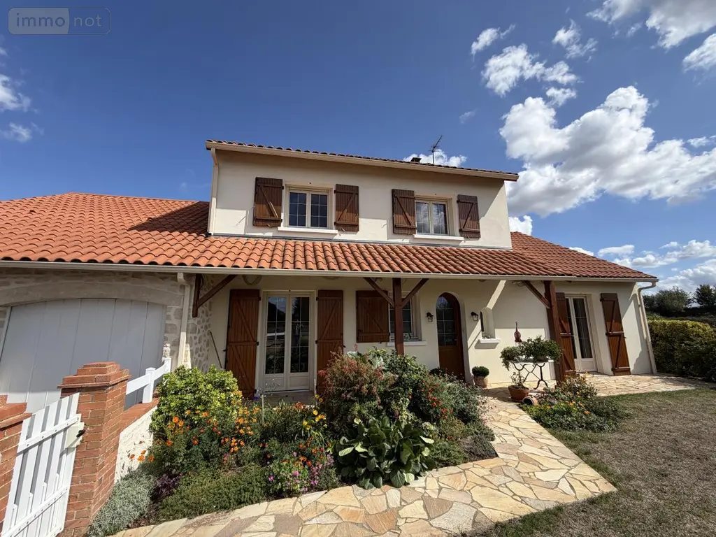 Maison a vendre Coron 49690 Maine-et-Loire 49 142 m2 8 pièces 230700 euros 49055-111 002