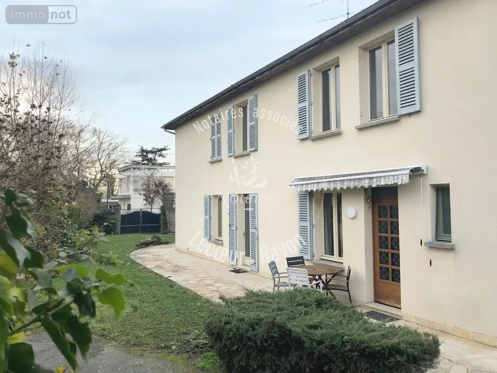 Immeuble de rapport a vendre Maisons-Laffitte 78600 Yvelines 78 103 m2 930000 euros 92076-131 003