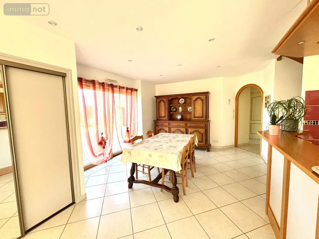 Maison a vendre Noyal-Pontivy 56920 Morbihan 56 142 m2 6 pièces 425796 euros 1LR 004