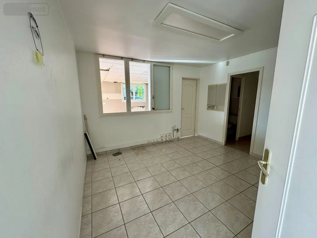 Fonds et murs commerciaux a vendre Pluméliau-Bieuzy 56930 Morbihan 56 1540 m2 8 pièces 310800 euros LR9 006