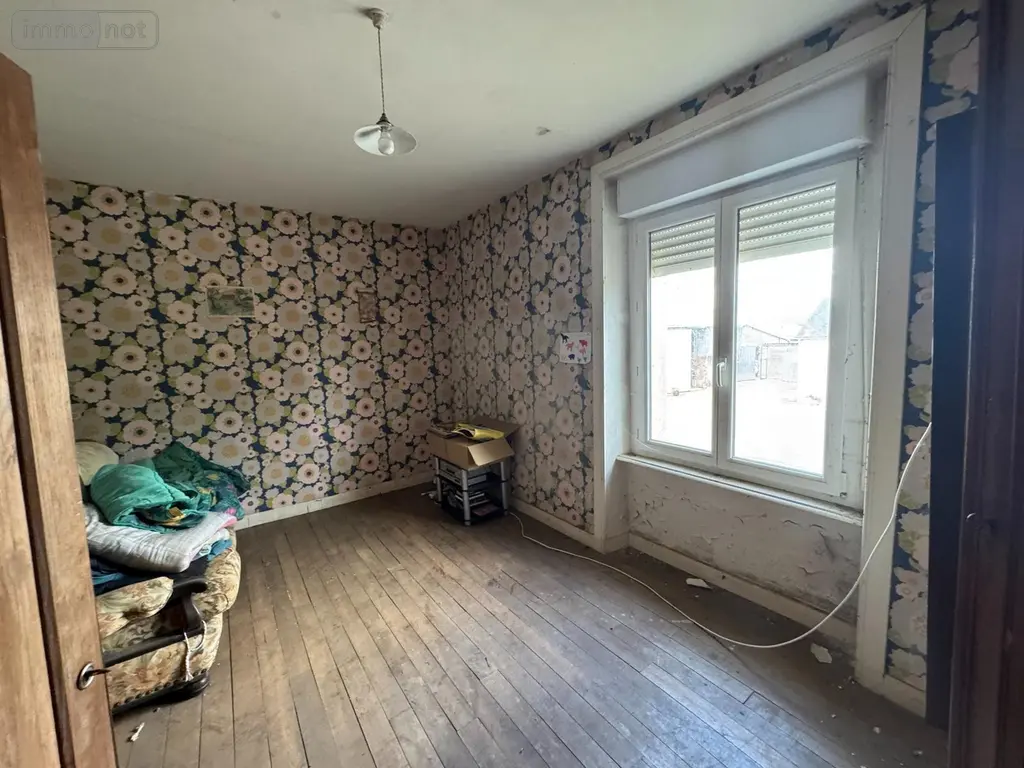 Maison a vendre Noyal-Pontivy 56920 Morbihan 56 214 m2 8 pièces 106000 euros LR14 005