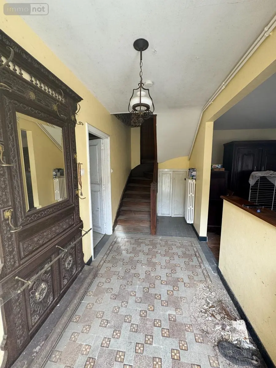 Maison a vendre Noyal-Pontivy 56920 Morbihan 56 214 m2 8 pièces 106000 euros LR14 003