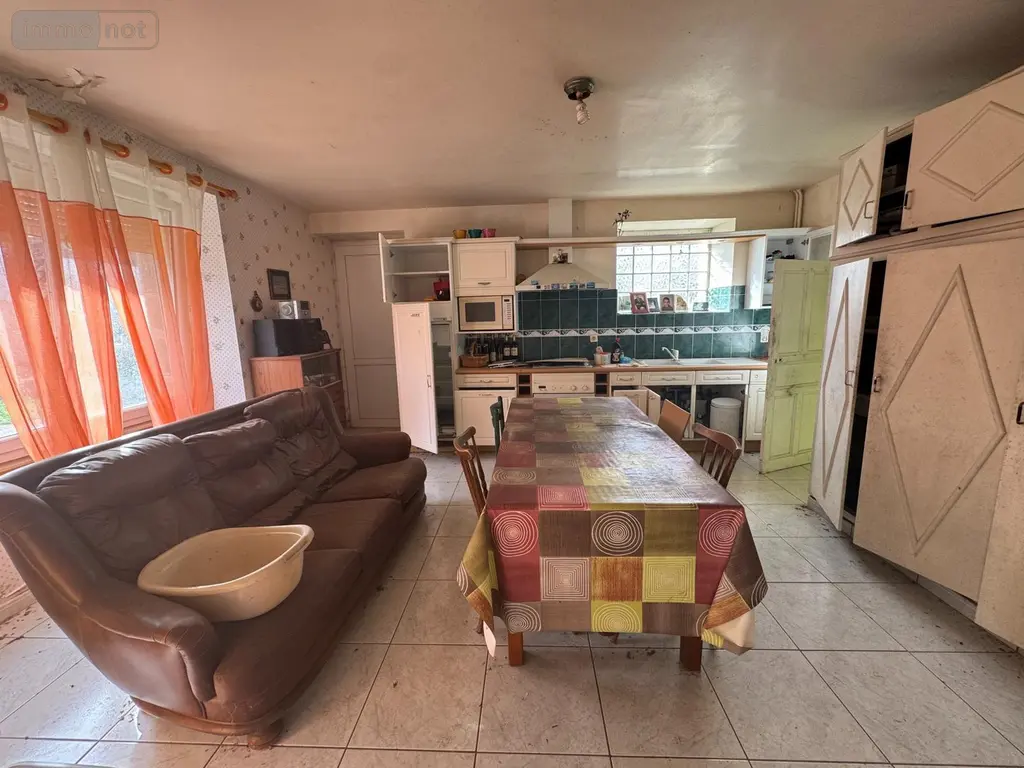 Maison a vendre Noyal-Pontivy 56920 Morbihan 56 214 m2 8 pièces 106000 euros LR14 004