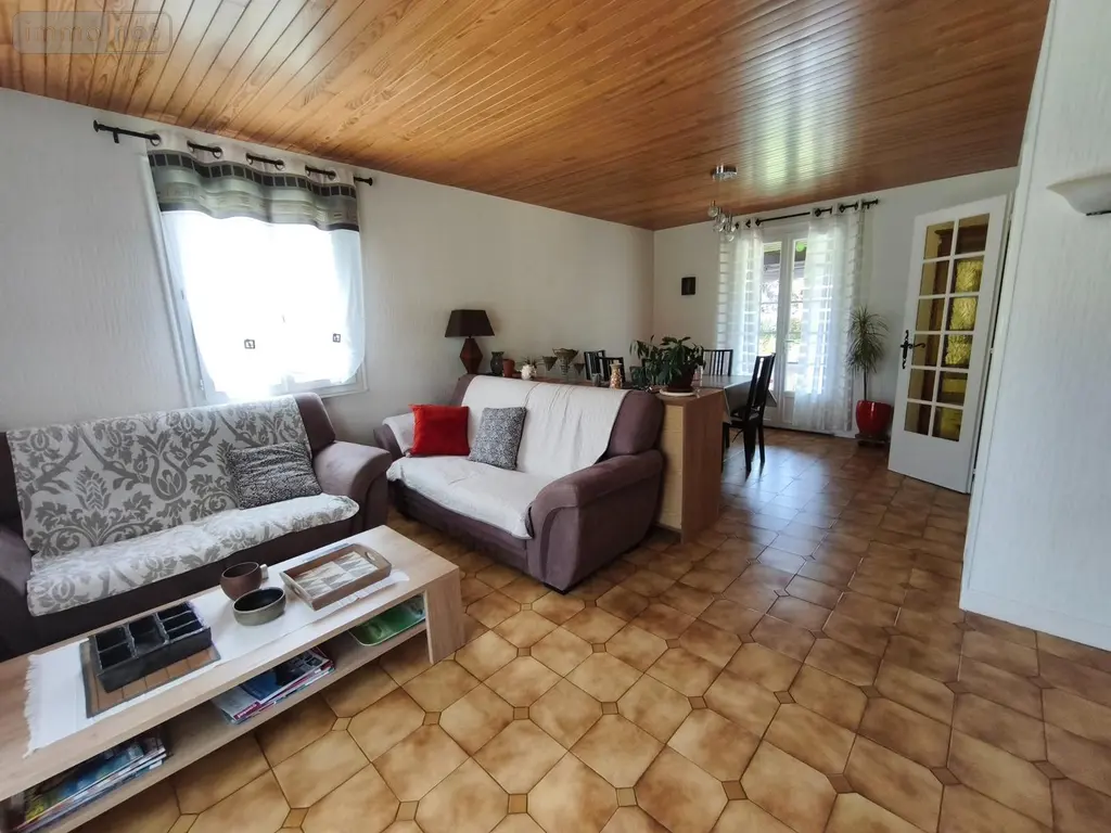 Maison a vendre Leynhac 15600 Cantal 15 107 m2 6 pièces 165110 euros 059-2016 006