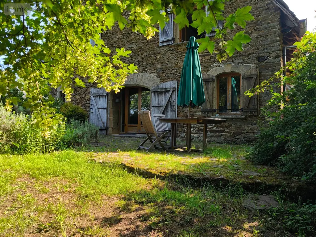 Maison a vendre Arnac 15150 Cantal 15 206 m2 6 pièces 299425 euros 059-2020 028