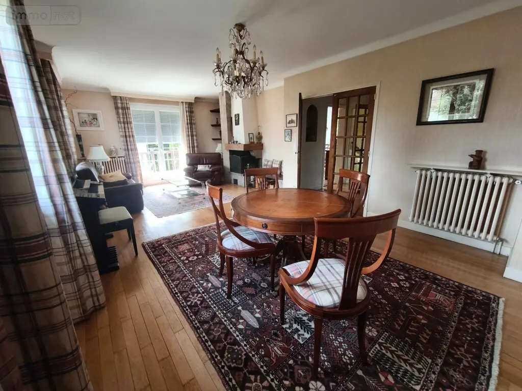 Maison a vendre Aurillac 15000 Cantal 15 163 m2 7 pièces 268000 euros 059-2064 006