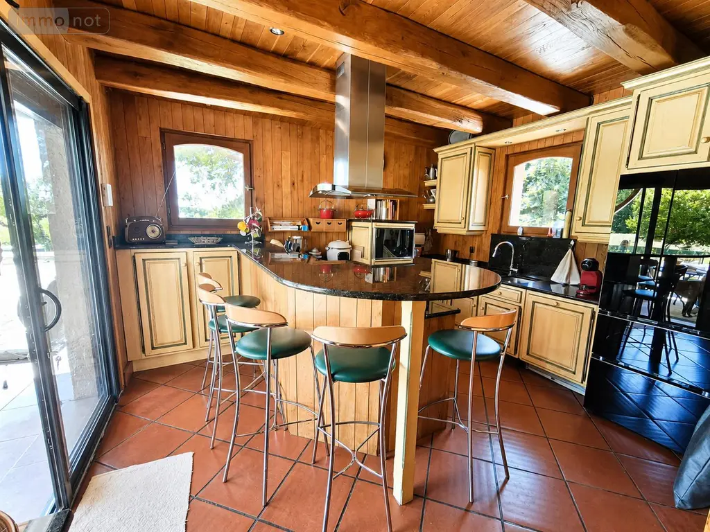 Maison a vendre Arpajon-sur-Cère 15130 Cantal 15 131 m2 4 pièces 309000 euros 059-2065 012
