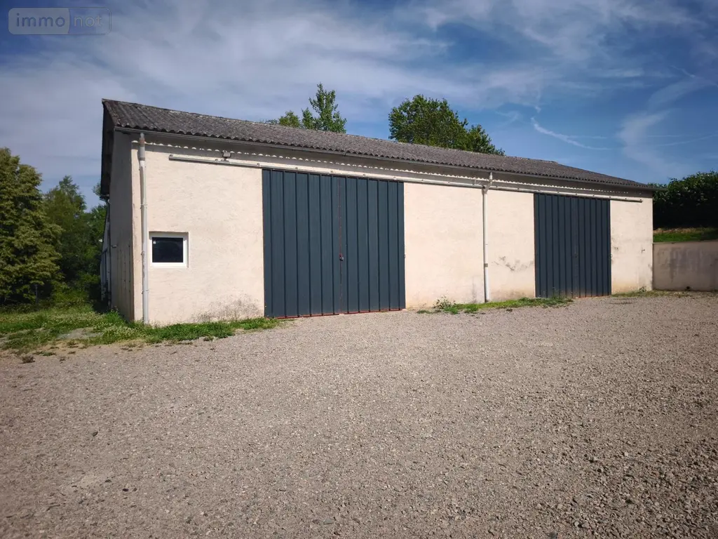 Fonds et murs commerciaux a vendre Saint-Mamet-la-Salvetat 15220 Cantal 15 200 m2 3 pièces 159000 euros 059-2070 001