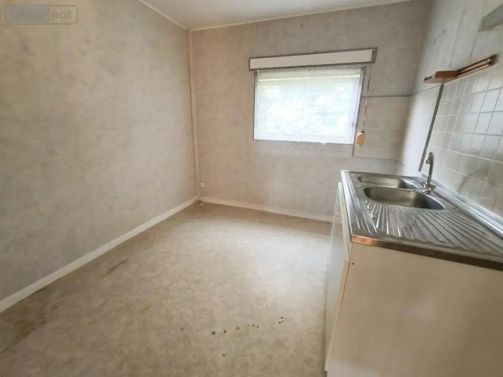 Maison a vendre Lacapelle-Barrès 15230 Cantal 15 37 m2 1 pièce 58300 euros 059-2090 009