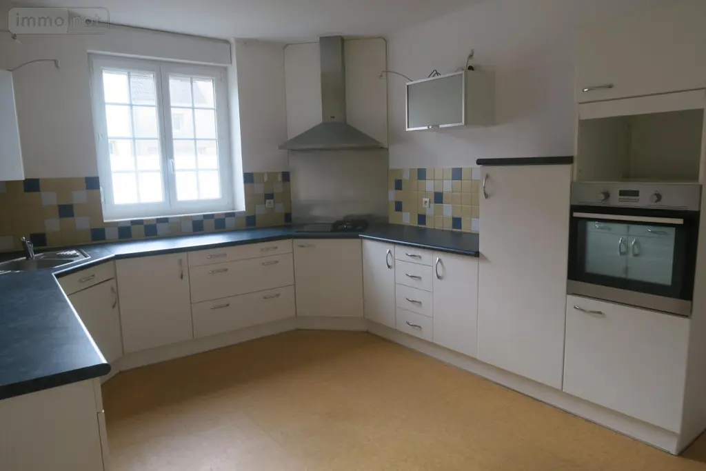 Location maison Rauville-la-Bigot 50260 Manche 50 174 m2 6 pièces 1150 euros 094-L027 002