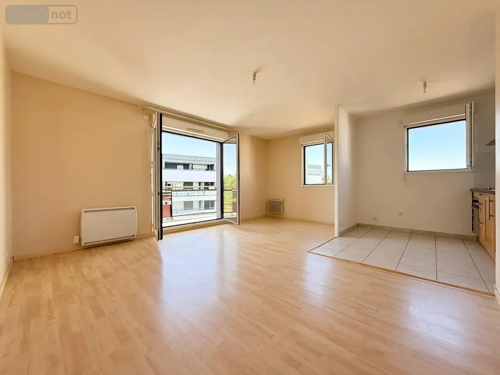 Appartement a vendre Le Rheu 35650 Ille-et-Vilaine 35 69 m2 3 pièces 199900 euros 007-2614MY 003