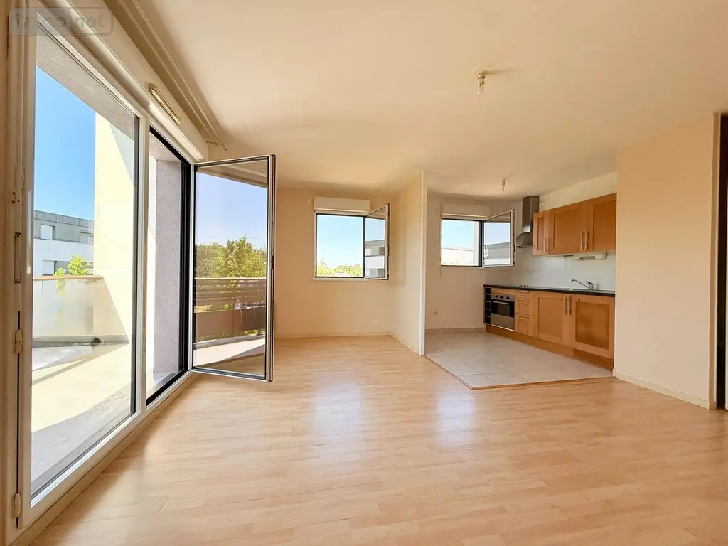 Appartement a vendre Le Rheu 35650 Ille-et-Vilaine 35 69 m2 3 pièces 199900 euros 007-2614MY 002