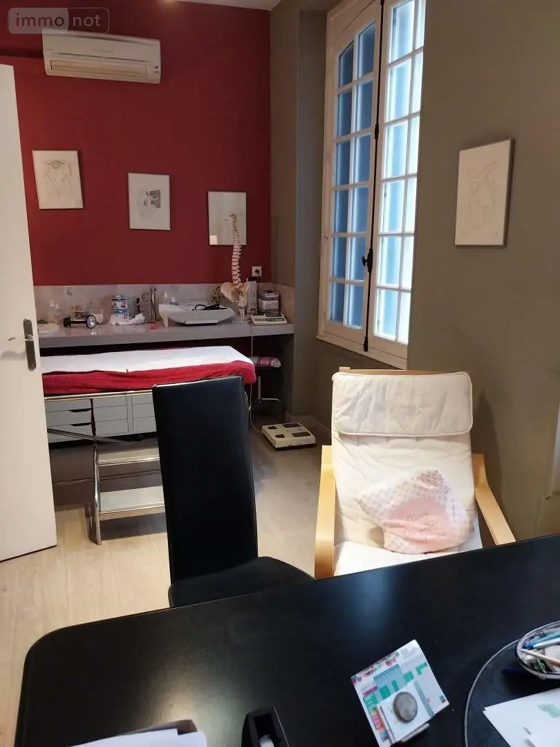 Location fonds et murs commerciaux Pont-Audemer 27500 Eure 27 76 m2 950 euros 065-308 007