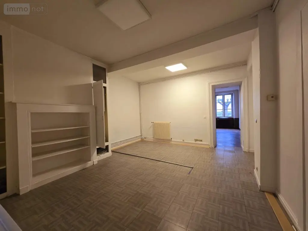 Fonds et murs commerciaux a vendre Pont-Audemer 27500 Eure 27 65 m2 3 pièces 126480 euros 065-319 002