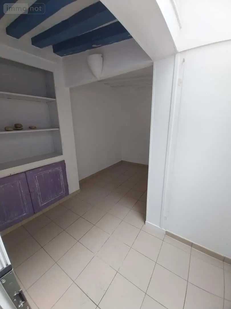 Location fonds et murs commerciaux Pont-Audemer 27500 Eure 27 12 m2 320 euros 065-325 002