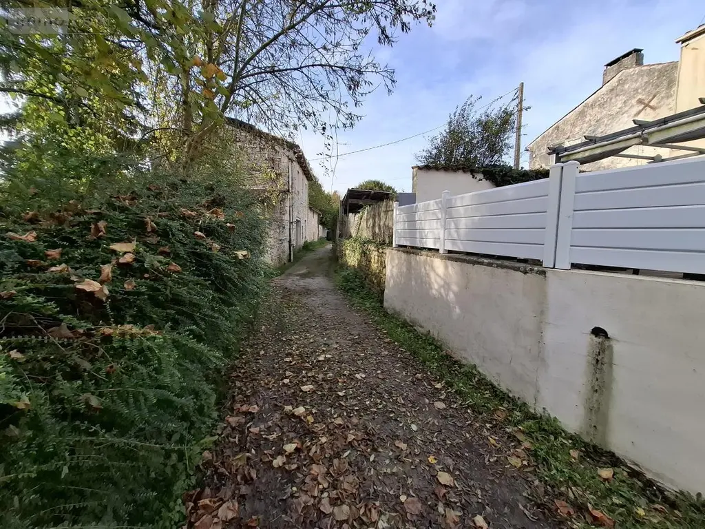 Maison a vendre Port-d'Envaux 17350 Charente-Maritime 17 104 m2 6 pièces 188856 euros 17111-703 025
